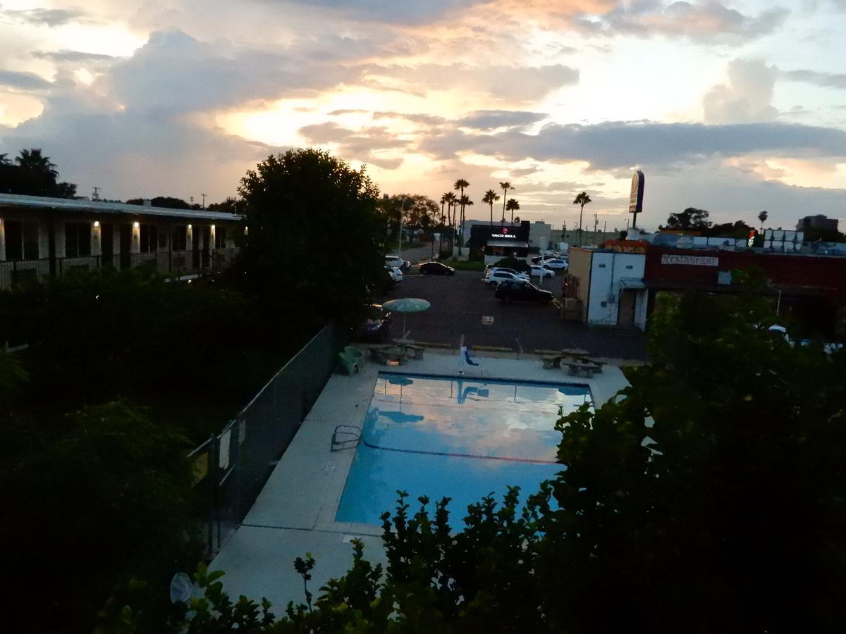 Siesta Inn 麦卡伦 外观 照片